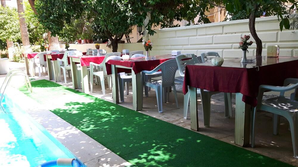 Kafkas Hotel Antalya Exterior foto